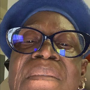 Meet your Posher, Bonnie